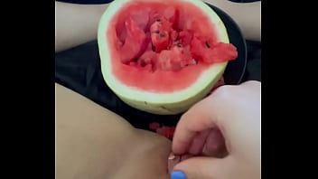 Juicy Watermelon Teasing Tight Teen Pussy To Intense Orgasms – Homemade Saudi Amateur Girl’s Kinky Masturbation With Extreme Food Fetish – Full-length Arabian Snowwhite Porn From Los Angeles
