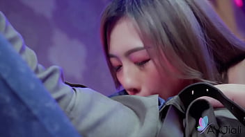 Lin Siyu’s Deep Throat And Intense Fucking Session