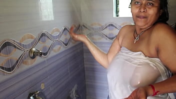Voluptuous Desi Aunty’s Massive Melons Unleashed – Part 1