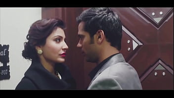 Sizzling Bollywood Babe’s Passionate Lip Lock