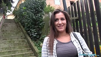 Cindy Loarn’s Bubble Butt Gets Pounded By A Public Agent In The Backseat