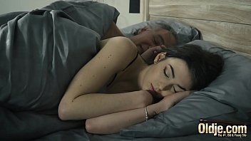 Eager Youth Coaxes Grandpa’s Stiff Rod Into Her Dripping Wetness