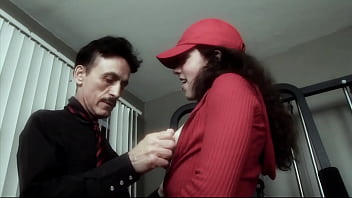 Gym Granny Gets Split By A Young Stud’s Thick Rod, Eyes Rolling Back As He Pounds Her Grip-tight Pussy