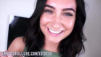 Sidney Alexis And Scarlett Mae’s Insatiable Mouths Worship A Thick, Throbbing Cock