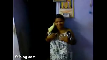 Sizzling Tamil Temptress