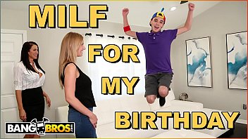 Juan El Caballo Loco’s Birthday Gift: Reagan Foxx’s Wild Ride