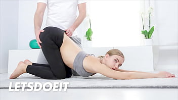 Flexible Yogi Oxana Gets Ravaged By Her Lover After An Intense Workout Session