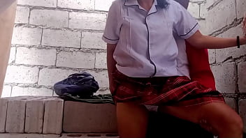 Filipina College Girl Gets Nailed Hard At A Deserted Construction Site
