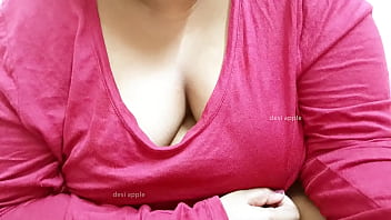 All-natural Asian Bhabhi With Tempting, Full Tits