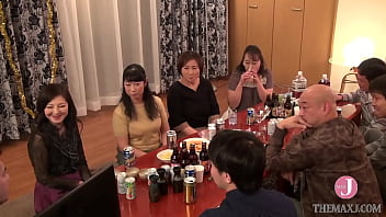 Aged To Perfection: Divorced And Desperate For A Wild Orgy