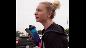 Sweaty Gym Milf Gets Pounded In The Backseat After Workout