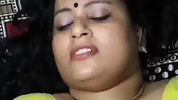 Homely Chennai Aunty Gets Wild With Neighbor Uncle In Steamy Affair