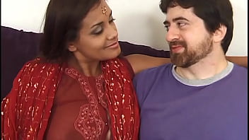 Shriya Aunty’s Secret Betrayal: Moaning For Her Stepbrother And His Friend In Raw Hindi Lust