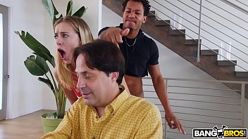 Haley Reed’s Sneaky Backseat Fuck With Her Boyfriend While Dad’s Unaware