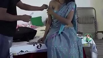 Sizzling Indian Bhabhi’s Steamy Home Visit With Her Doctor Lover