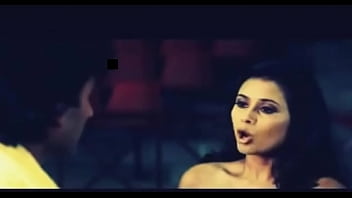 Rani Mukerji’s Bare Bountiful Curves Revealed In Steamy Indian Film Scene