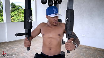 Gym Trainer Pounds His Student’s Tight Pussy With His Massive Black Cock – Brandon Cruz And Lia Tovar