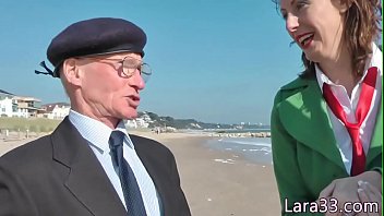 Elderly Trio’s English Matron Takes A Hot Load In Her Mouth