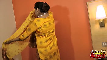 Rupali: The Indian Pornstar Goddess Of Seduction