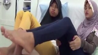 Two 18-year-old Bangladeshi Babes Tease And Please With Their Sexy Feet