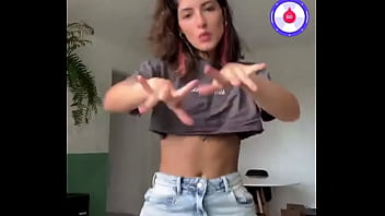 Thais Shaking It Before Getting Down And Dirty