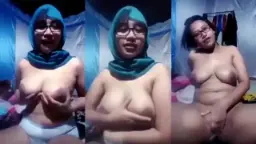 Auntie Cita’s Curvy And Voluptuous Figure In A Hijab