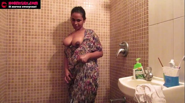 Indian Amateur Hottie Lily’s Steamy Solo Shower Session