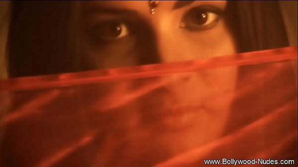 Sensual Splendor: India’s Alluring And Provocative Charms