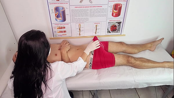 Nurse Gets An Eyeful Of Patient’s Hard-on