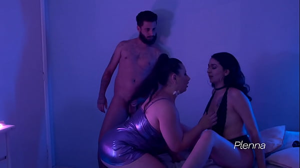 The Neighbor Called The Cops To Shut Down Our Little Party, So We Sucked Him Off Too – Biella And Agatha Ludovino