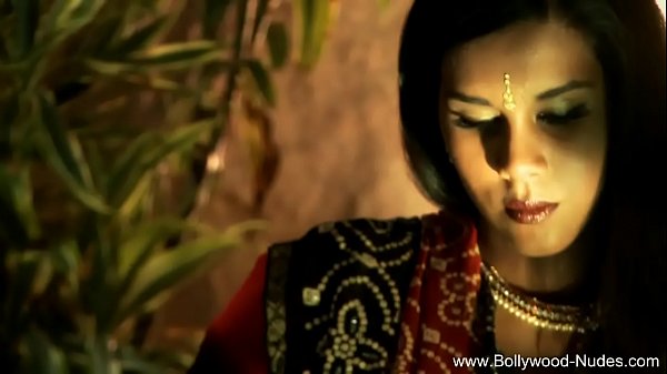 Enchanting Desi Goddess: A Vision Of Pure Seduction
