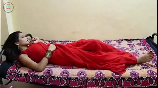 Sultry Indian Bhabhi Ravished In Crimson Saree