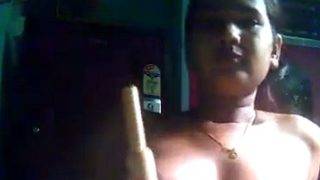 Spicy Indian Babe Gets Off With A Kitchen Utensil