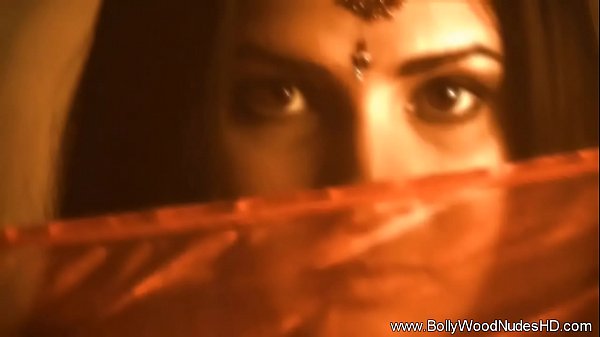 Bollywood Royalty’s Seductive Dance Moves