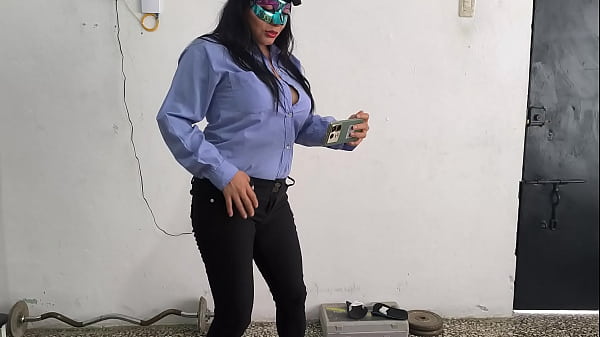 Off-duty Officer Reveals Her Curves In Provocative Display