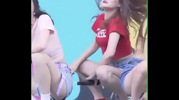 Seung Ha’s Seductive Moves Unleashed: A Sizzling Fancam Experience