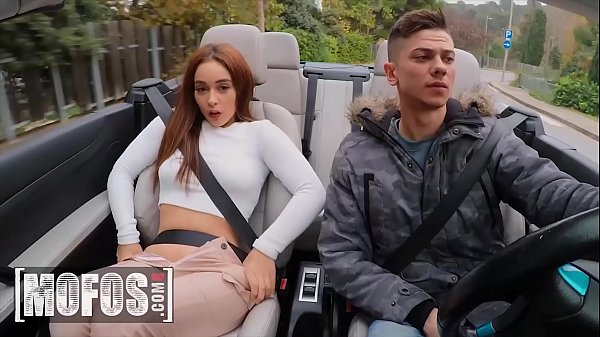 Sizzling Slut Ginebra Bellucci Gets Pounded Hard In A Car With Tommy Cabrio – Mofos