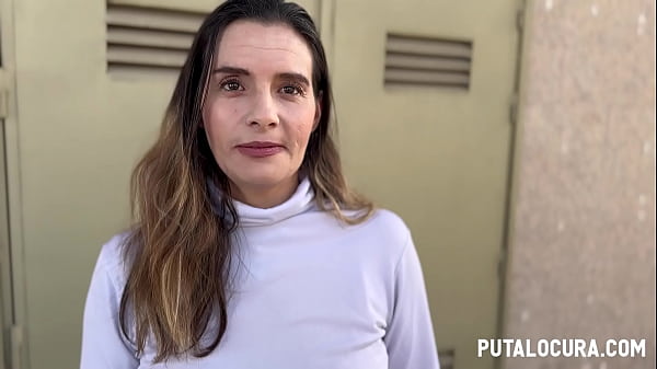 Spanish Milf Caught Off Guard And Filled Deep By Snake