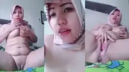 Hijab Binal Ngewe Sambil Mainin Memek