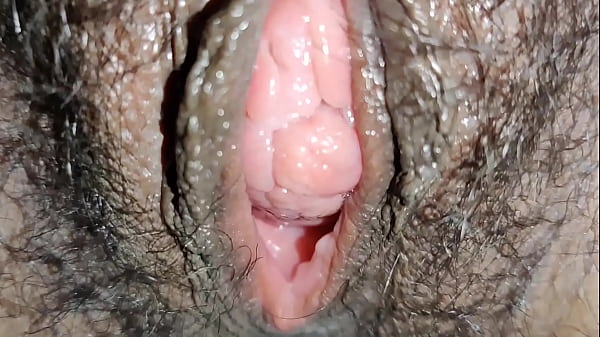 Desi Bhabhi Ki Chut Is So Fucking Hot