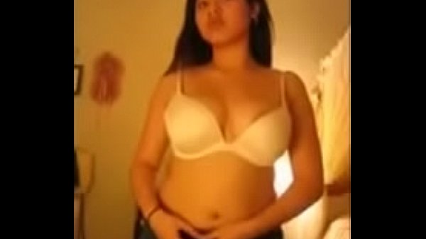 Check Out This Hot Pinay Webcam Show, She’s Getting Nasty And Wet For You.
