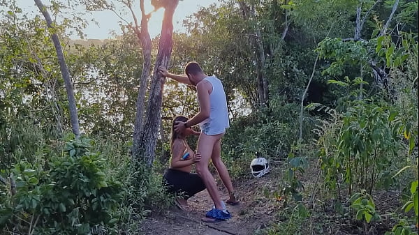 Levei A Sobrinha Grávida Da Empregada Pra Dentro Do Mato E Meti Gostoso